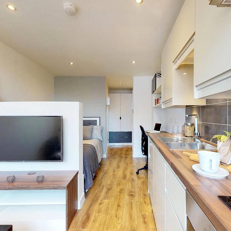 Studio to rent - Photo 1