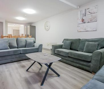 7 bedroom terraced house to rent - Photo 1