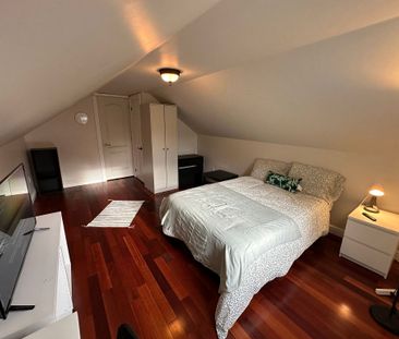 For Lease - 69 Twenty Fifth Street Unit# Upper Floor, Toronto, Ontario - Photo 2