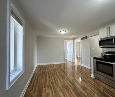 For Lease - 899 Lakeshore Road Unit# Upper, Mississauga, Ontario - Photo 1