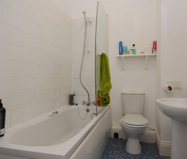 Napier Terrace, Flat 2, Plymouth - Photo 4