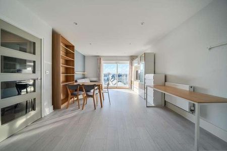 Sunapee Road, Green, RG2 - Photo 2