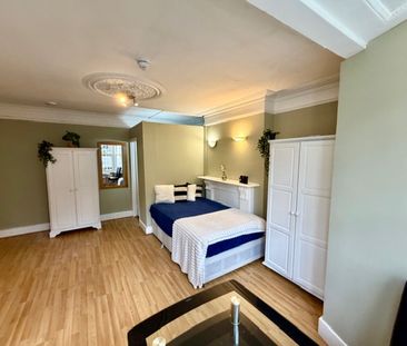 Room in a Shared House, Hammersmith Grove, W6 - Photo 6