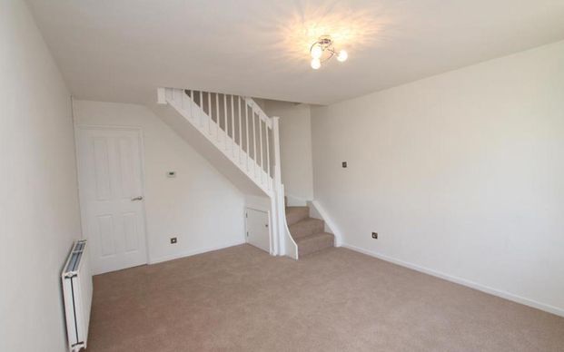 Ocean Letting and Management are pleased to offer this great two bedroom house to rent in Bradley Stoke, available from December on an unfurnished basis. - Photo 1