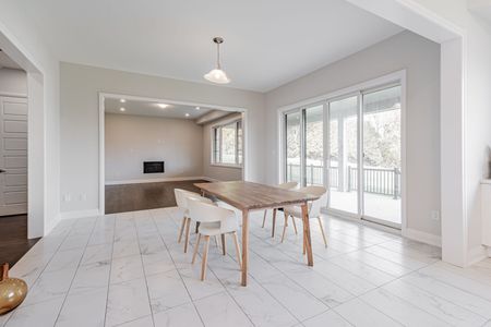 For Lease - 15 Kenneth Campbell Court, Aurora, Ontario - Photo 4