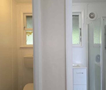 42 Warspite Avenue - Photo 3