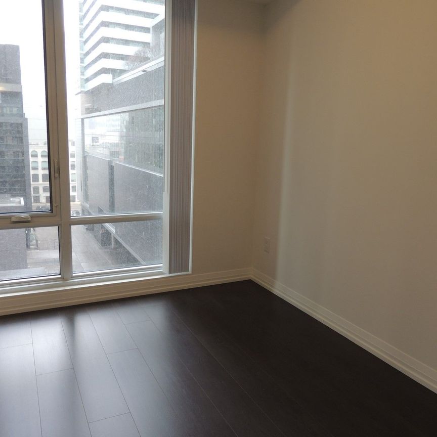 For Lease - 8 Widmer Street Unit# 809, Toronto, Ontario - Photo 1
