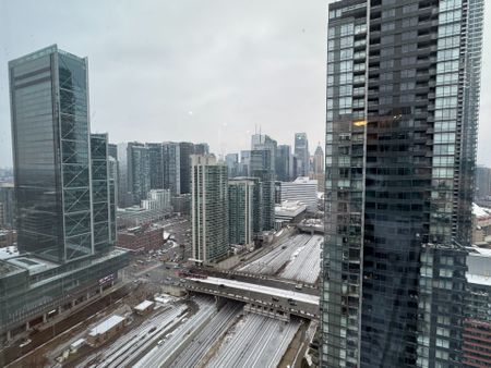 For Lease - 25 Capreol Court Unit# 3802, Toronto, Ontario - Photo 3