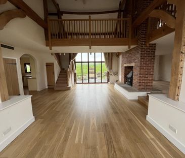 4 bedroom barn conversion to rent - Photo 1