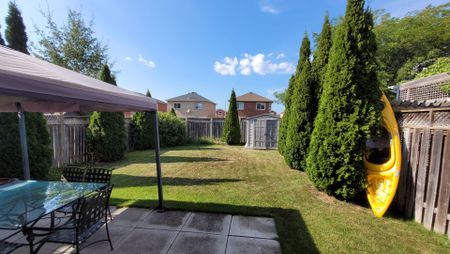 For Lease - 112 Nathan Crescent, Barrie, Ontario - Photo 4