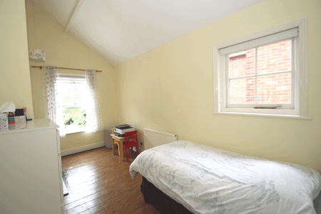 2 bedroom semi-detached house to rent - Photo 5