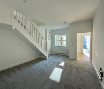 1 bedroom semi-detached house to rent - Photo 1