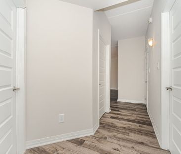 For Lease - 610 Farmstead Drive Unit# 320, Milton, Ontario - Photo 3