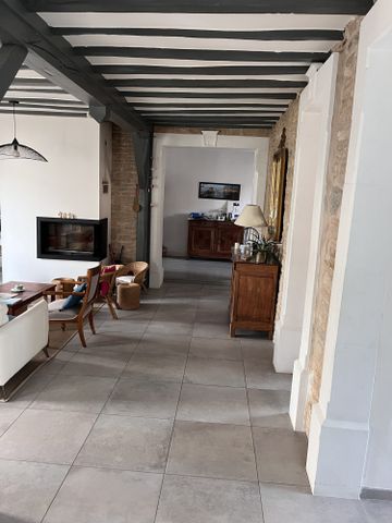 Location Maison 7 pièces 199m² DIJON 21000 - Photo 3