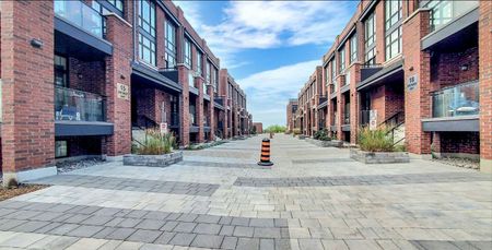 For Lease - 15 Whitaker Way Unit# 423, Whitchurch-Stouffville, Ontario - Photo 4