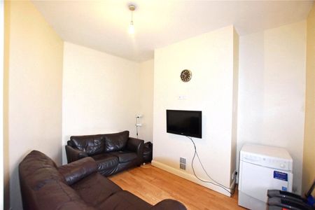 Davenport Avenue, Withington, Greater Manchester, M20 3EY - Photo 2