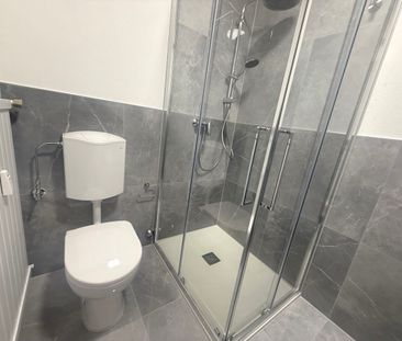 UP TO 3 MONTHS FREE – 1.5 RENOVATED LOCAL IN COLDERIO - Photo 3