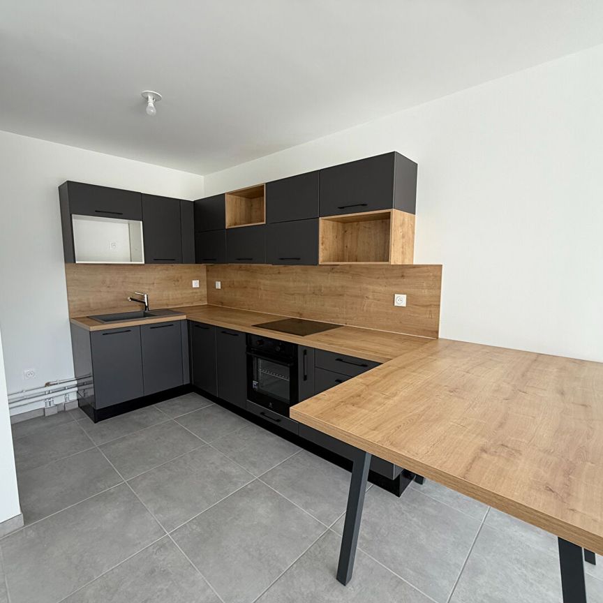 Location appartement 3 pièces, 59.62m², Nîmes - Photo 1