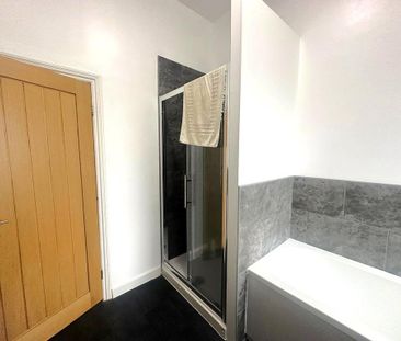 3 bedroom terraced house to rent - Photo 5