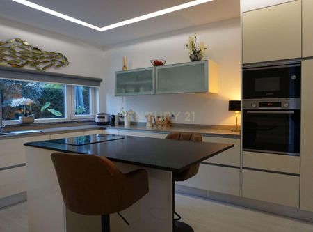 Charneca de Caparica e Sobreda, Setúbal Municipality - Photo 4