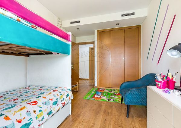Apartamento T4 em Lisboa