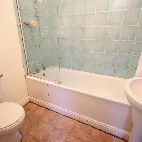 St James Road, Leicester, LE2 - Photo 1