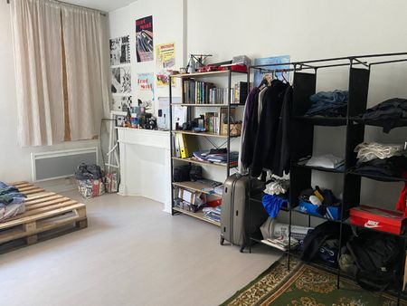 Location Appartement 1 pièce 31m² ANGOULEME 16000 - Photo 2