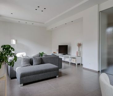 Appartement te huur - Photo 1