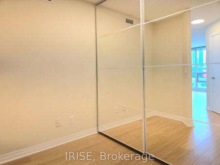 16 Yonge Street #902 - Photo 4