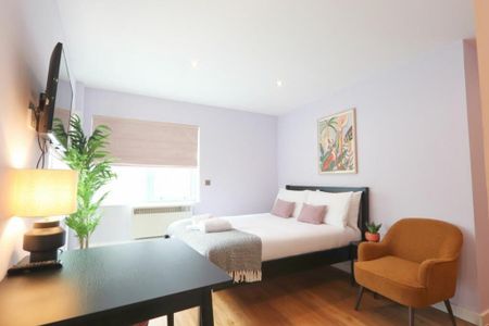 Studio to rent - Photo 2