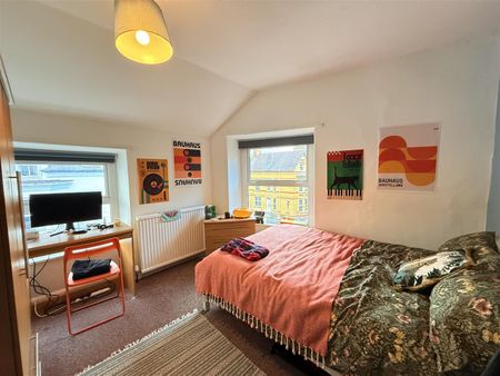 23 College Road - Photo 2