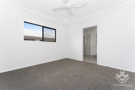 Brand New 4 Bedroom Home with Theatre Room & Quality Finishes - Photo 5