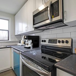 Engelhart Apartments - Photo 3