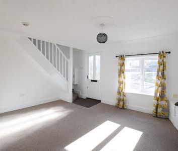 2 bedroom End of terrace house To Let - Photo 6