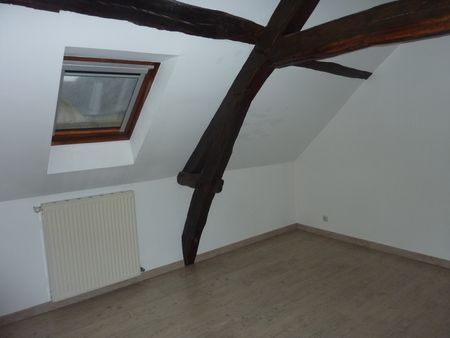 Location Appartement 5 pièces 142m² LA FLECHE 72200 - Photo 5