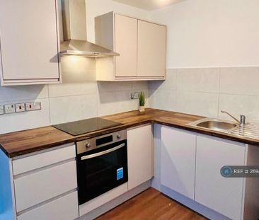 1 bedroom flat to rent - Photo 3