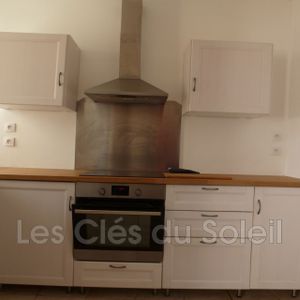 Location Appartement 2 pièces 41m² LA VALETTE DU VAR 83160 - Photo 2