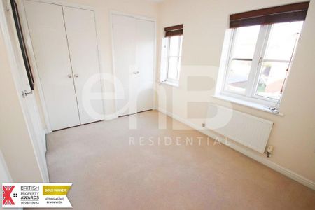 2 bedroom end of terrace house to rent - Photo 2