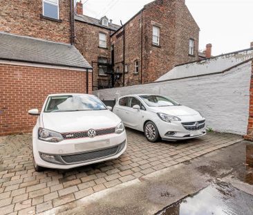 2 bedroom apartment to rent - Photo 3