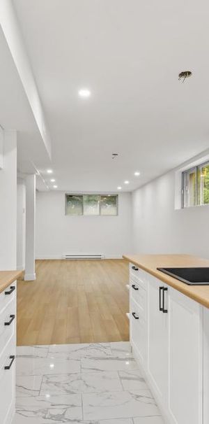 Appartement à louer Rue De Forbin-Janson (offre du 1er mois) - Photo 1