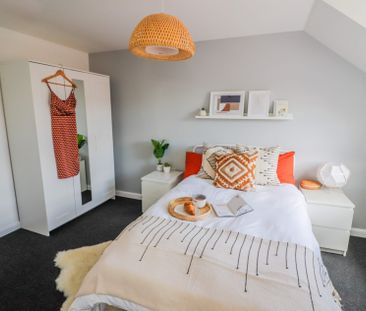 Walking Distance to Town Lancer - Photo 4