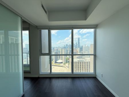 For Lease - 70 Temperance Street Unit# 3917, Toronto, Ontario - Photo 4