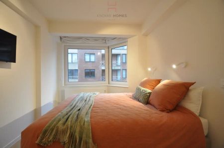 Volledig gerenoveerd, gemeubeld hoekappartement gelegen op enkele stappen van de zee en de Lippenslaan - Photo 5