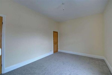 North Road, Petersfield, Hampshire, GU32 - Photo 3