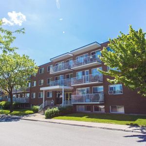 1 CH - 1 SDB - Laval - $1,250 /mo - Photo 3