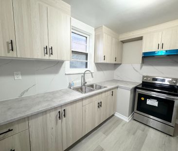 For Lease - 229 Crestwood Road, Vaughan, Ontario - Photo 4