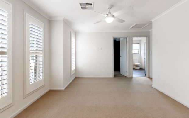 Beautiful 4-Bedroom Family Home for Rent! - Photo 1