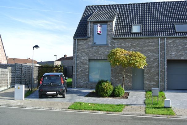 Halfopen woning te huur te Roeselare - Foto 1