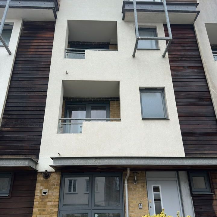 4 Bed Terraced House, New England Street, BN1 - Photo 1