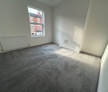 3 Bed Terraced House, Burford Road, NG7 - Photo 3